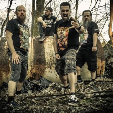 Majs, zombier og trompetbukser - Hellmaze har det hele