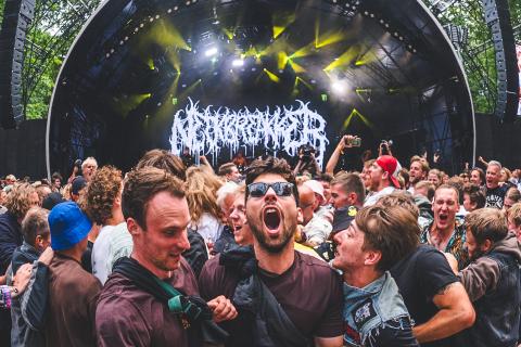 Neckbreakker af Rolf Meldgaard