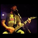 Jason Quinlan leder efter nyt band